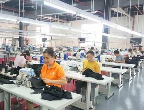贵州天柱 小车间 撬动 大扶贫 挣钱带娃两不误